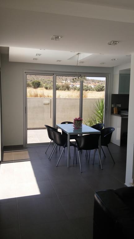 Palms Resort Apartments Alethriko 객실 사진